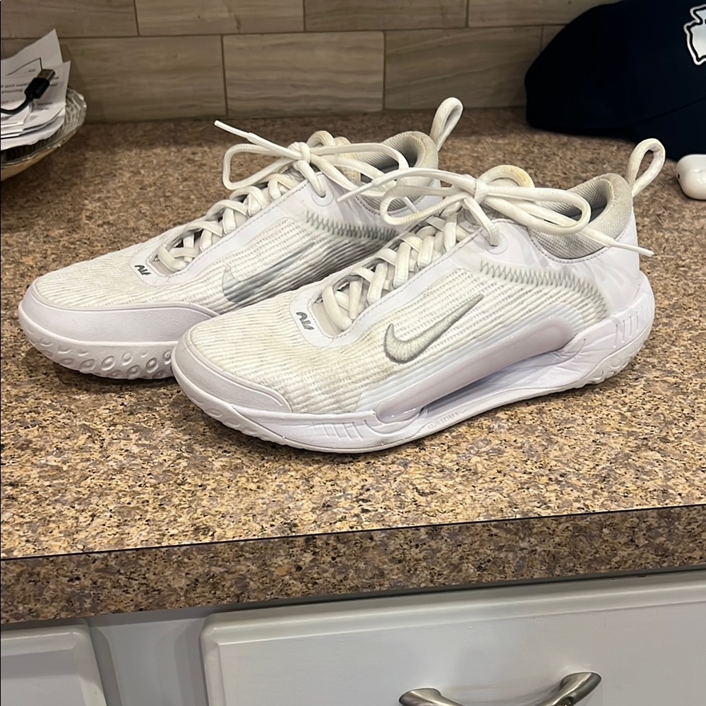 Nike Air Court NXT Sneakers